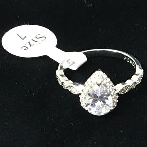 Fragrant Jewels ring believe collection